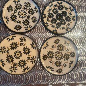 Handmade Floral Patterned plate Set